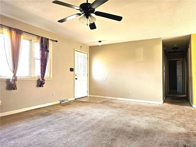 505 Morningside Drive, Garden City, MO 64747