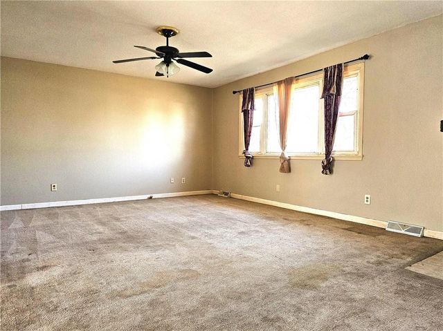 505 Morningside Drive, Garden City, MO 64747