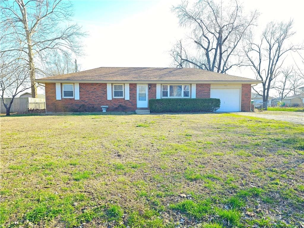 505 Morningside Drive, Garden City, MO 64747
