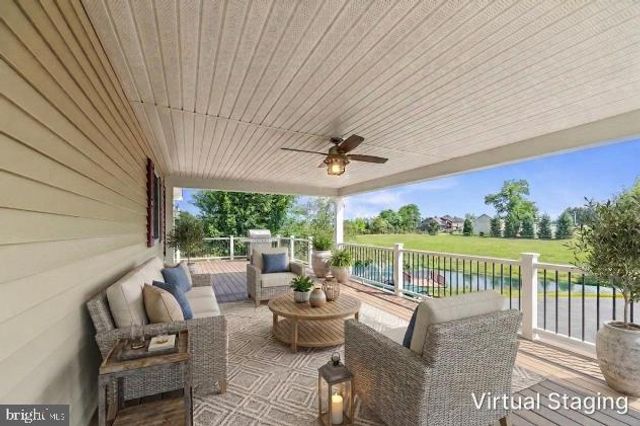 7246 SMITH RD, Chambersburg, PA 17201