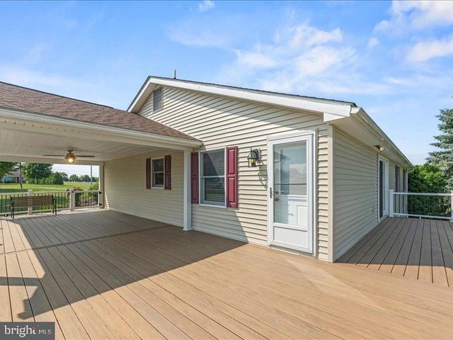 7246 SMITH RD, Chambersburg, PA 17201