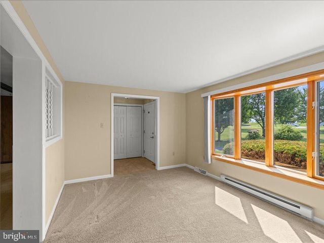 7246 SMITH RD, Chambersburg, PA 17201
