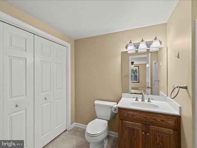 7246 SMITH RD, Chambersburg, PA 17201
