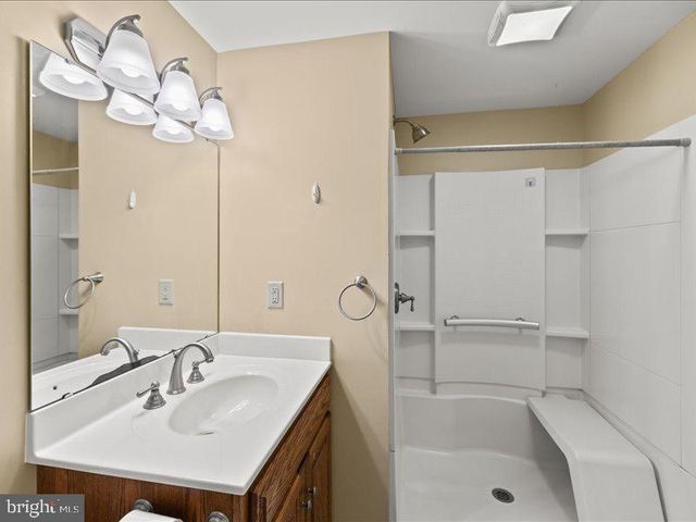 7246 SMITH RD, Chambersburg, PA 17201