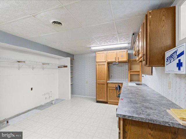 7246 SMITH RD, Chambersburg, PA 17201