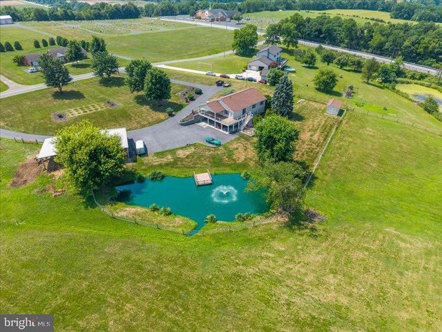 7246 SMITH RD, Chambersburg, PA 17201