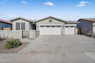 40410 W HALEY Drive, Maricopa, AZ 85138