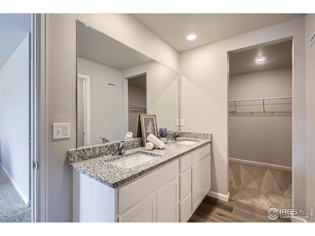 201 Robin Rd, Johnstown, CO 80534