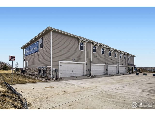 201 Robin Rd, Johnstown, CO 80534