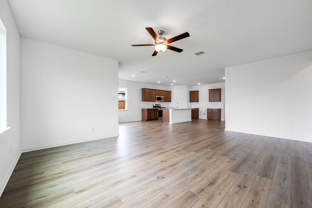 2151 Tule Way, Crandall, TX 75114