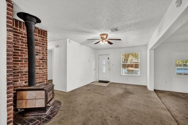 505 Meadowlake Drive, Noble, OK 73068