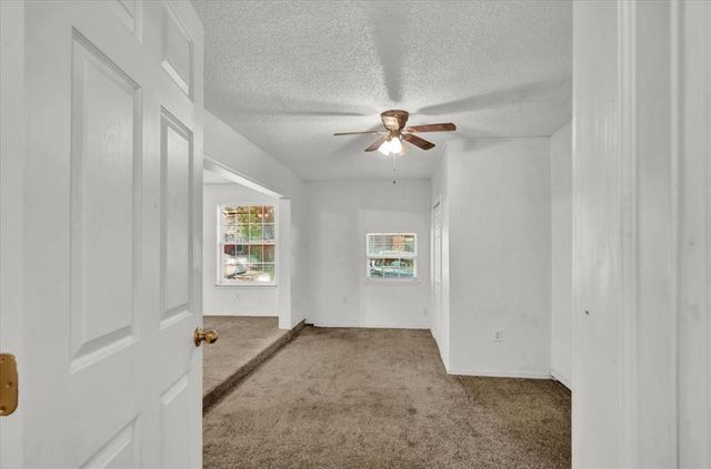 505 Meadowlake Drive, Noble, OK 73068