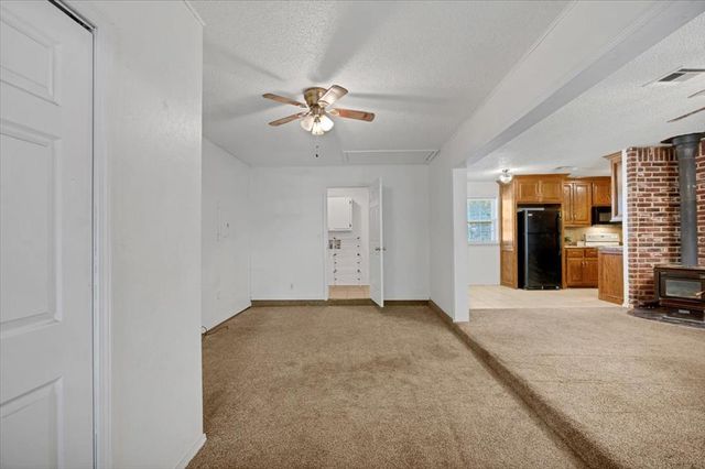 505 Meadowlake Drive, Noble, OK 73068
