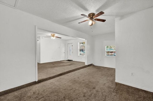 505 Meadowlake Drive, Noble, OK 73068