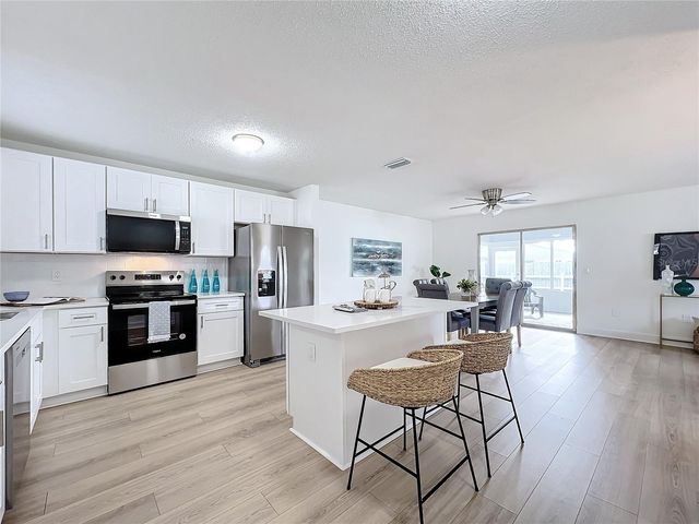 3932 ASHWOOD LANE 42, Sarasota, FL 34232