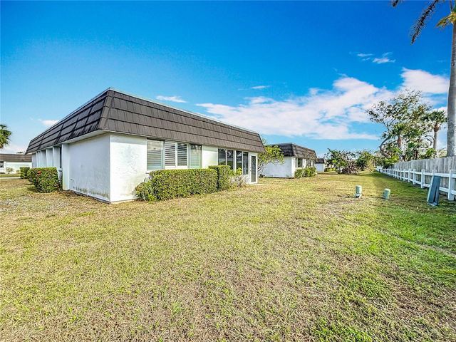 3932 ASHWOOD LANE 42, Sarasota, FL 34232