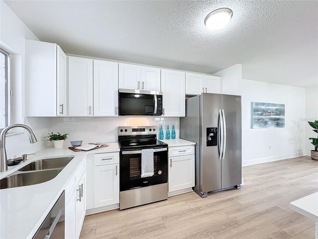 3932 ASHWOOD LANE 42, Sarasota, FL 34232