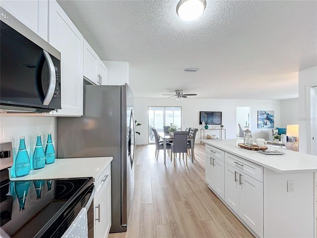 3932 ASHWOOD LANE 42, Sarasota, FL 34232