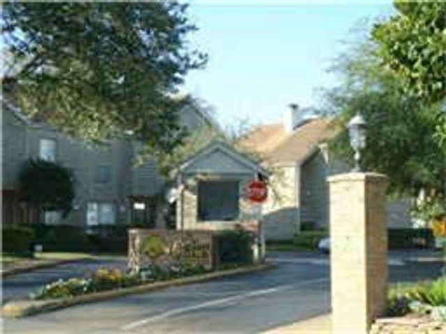2100 Tanglewilde Street 680, Houston, TX 77063
