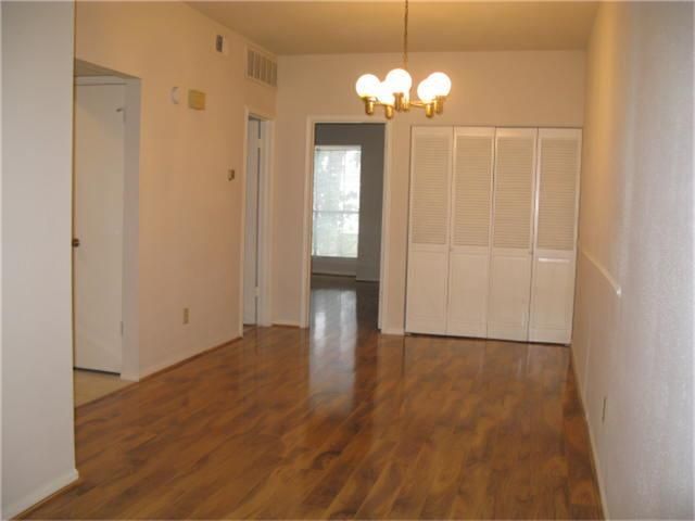 2100 Tanglewilde Street 680, Houston, TX 77063