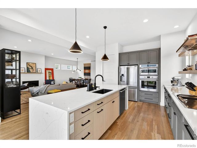 5613 Four Leaf Drive, Longmont, CO 80503