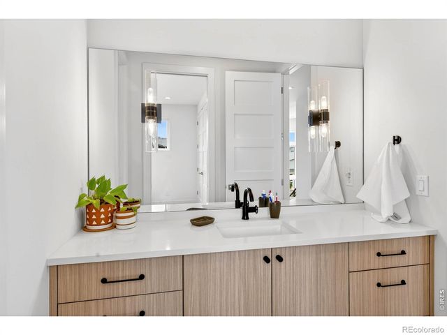 5613 Four Leaf Drive, Longmont, CO 80503