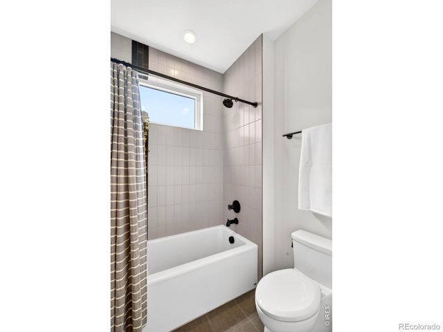 5613 Four Leaf Drive, Longmont, CO 80503