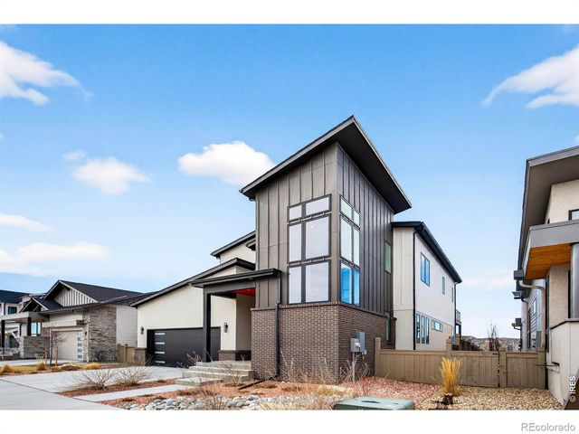 5613 Four Leaf Drive, Longmont, CO 80503