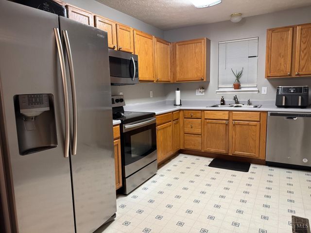 19 Bobwhite Court, Pierce Twp, OH 45102