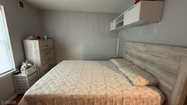 121 Chadwick Ave, Newark City, NJ 07108