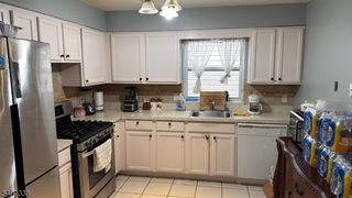 121 Chadwick Ave, Newark City, NJ 07108