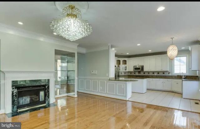 5634 TOWER HILL CIR, Alexandria, VA 22315