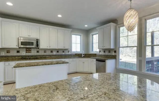 5634 TOWER HILL CIR, Alexandria, VA 22315
