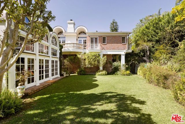 214 S Beverly Glen Boulevard, Los Angeles, CA 90024