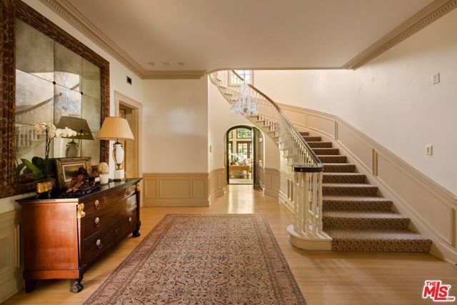 214 S Beverly Glen Boulevard, Los Angeles, CA 90024