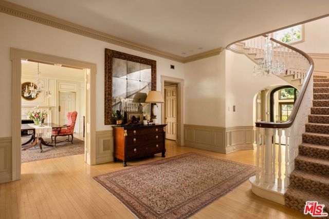 214 S Beverly Glen Boulevard, Los Angeles, CA 90024