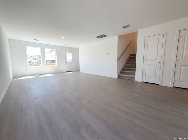 129 Amy Aly, San Antonio, TX 78253