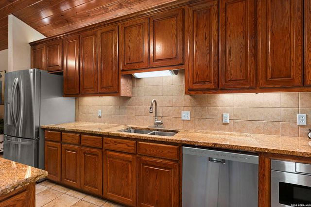 158 private road 4732, Castroville, TX 78009