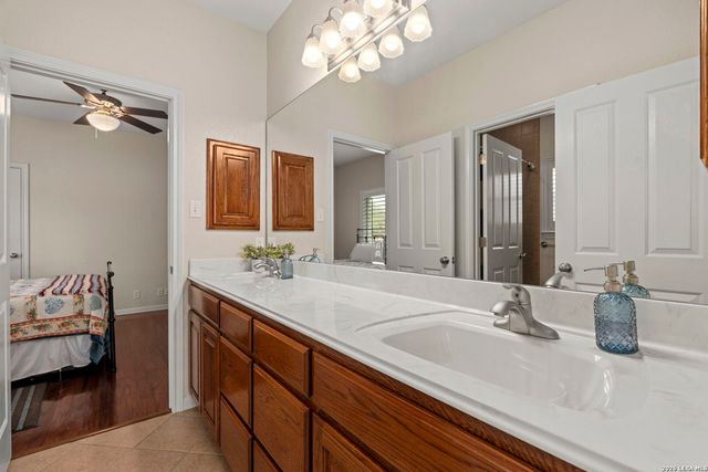 158 private road 4732, Castroville, TX 78009