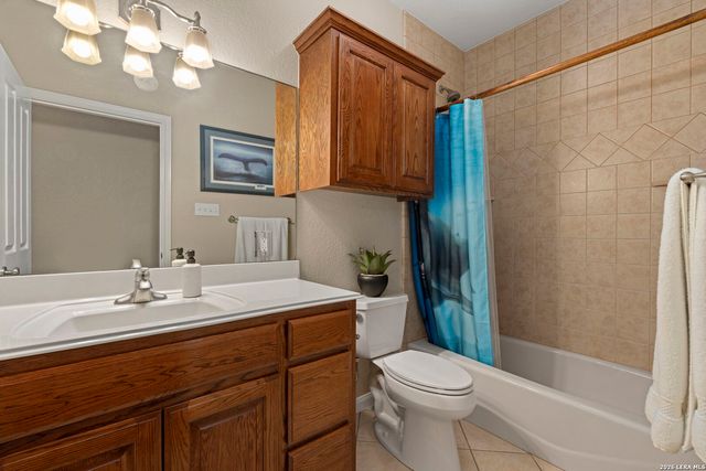 158 private road 4732, Castroville, TX 78009