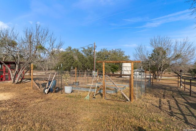 158 private road 4732, Castroville, TX 78009