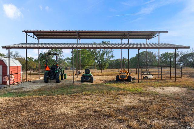 158 private road 4732, Castroville, TX 78009