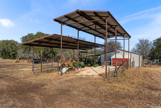 158 private road 4732, Castroville, TX 78009