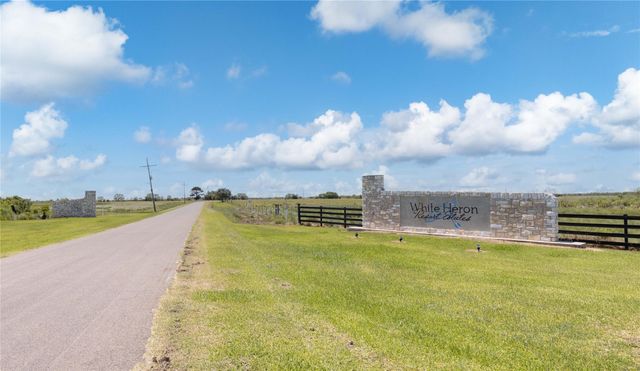 Lot 19-20 Teal Lane, Anahuac, TX 77514