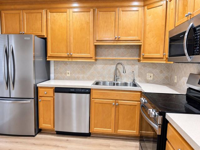 4242 DESTE Court 201, Lake Worth, FL 33467