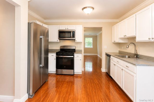 332 Heritage Lane, Monroe, NY 10950