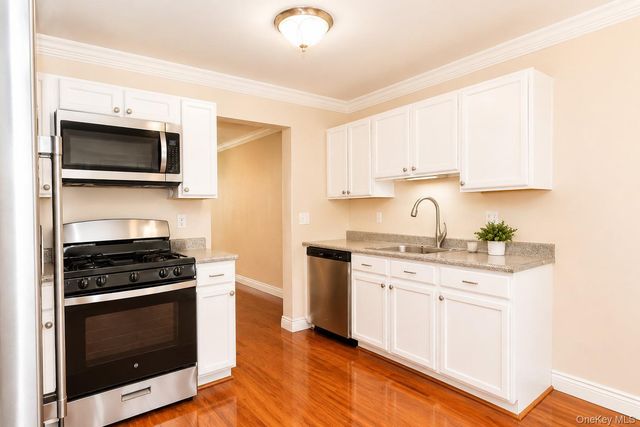 332 Heritage Lane, Monroe, NY 10950