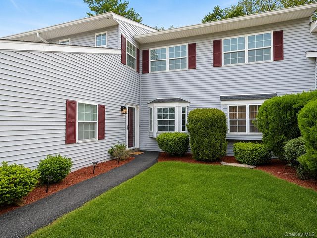 332 Heritage Lane, Monroe, NY 10950