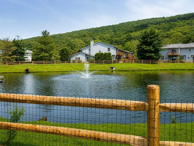 332 Heritage Lane, Monroe, NY 10950