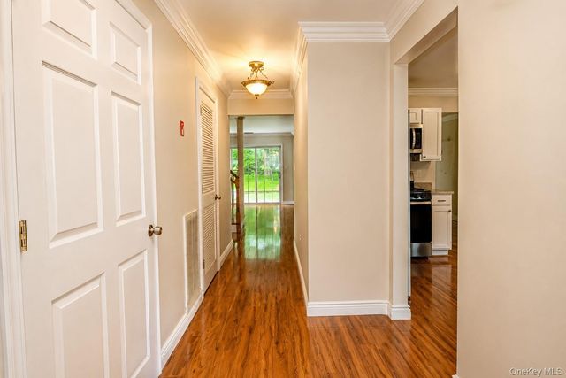 332 Heritage Lane, Monroe, NY 10950